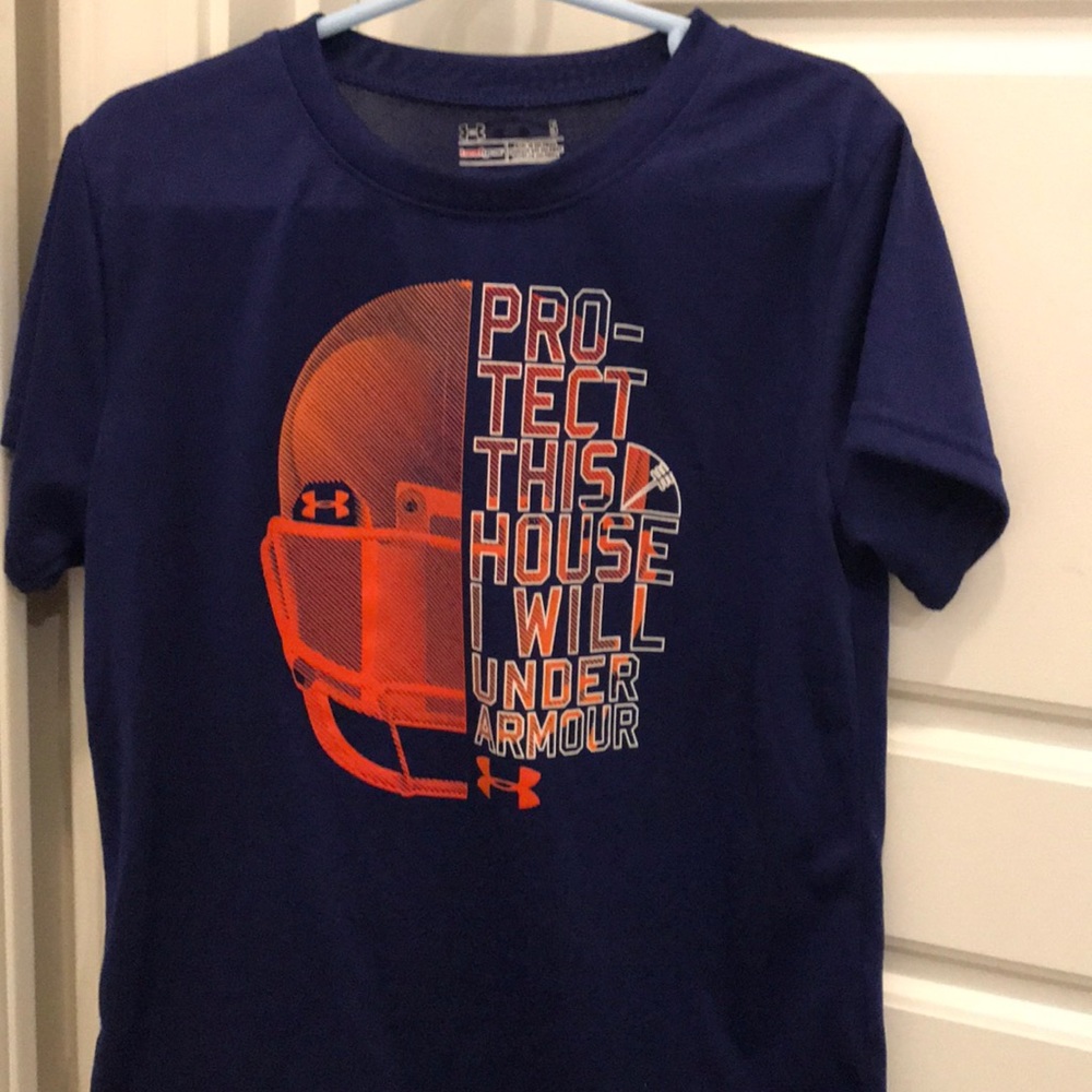 Under Armour t shirt